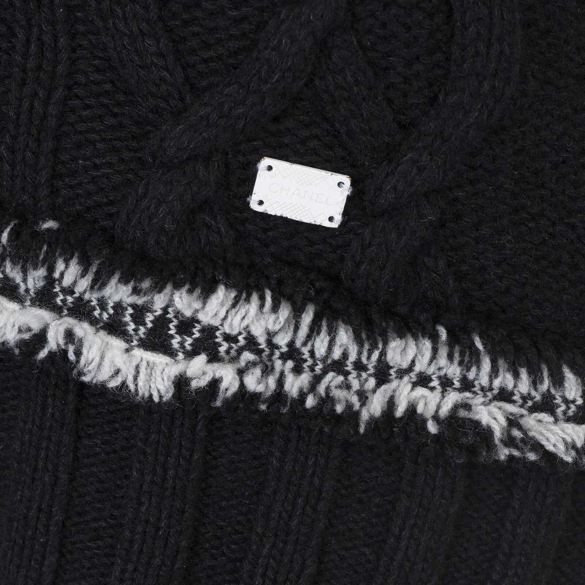 70588 auth CHANEL black cashmere 2005 05C TOKYO FRINGE TRIM