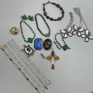 Lot of Vintage to Modern Sterling Silver Necklaces Bracelets Brooches 162g