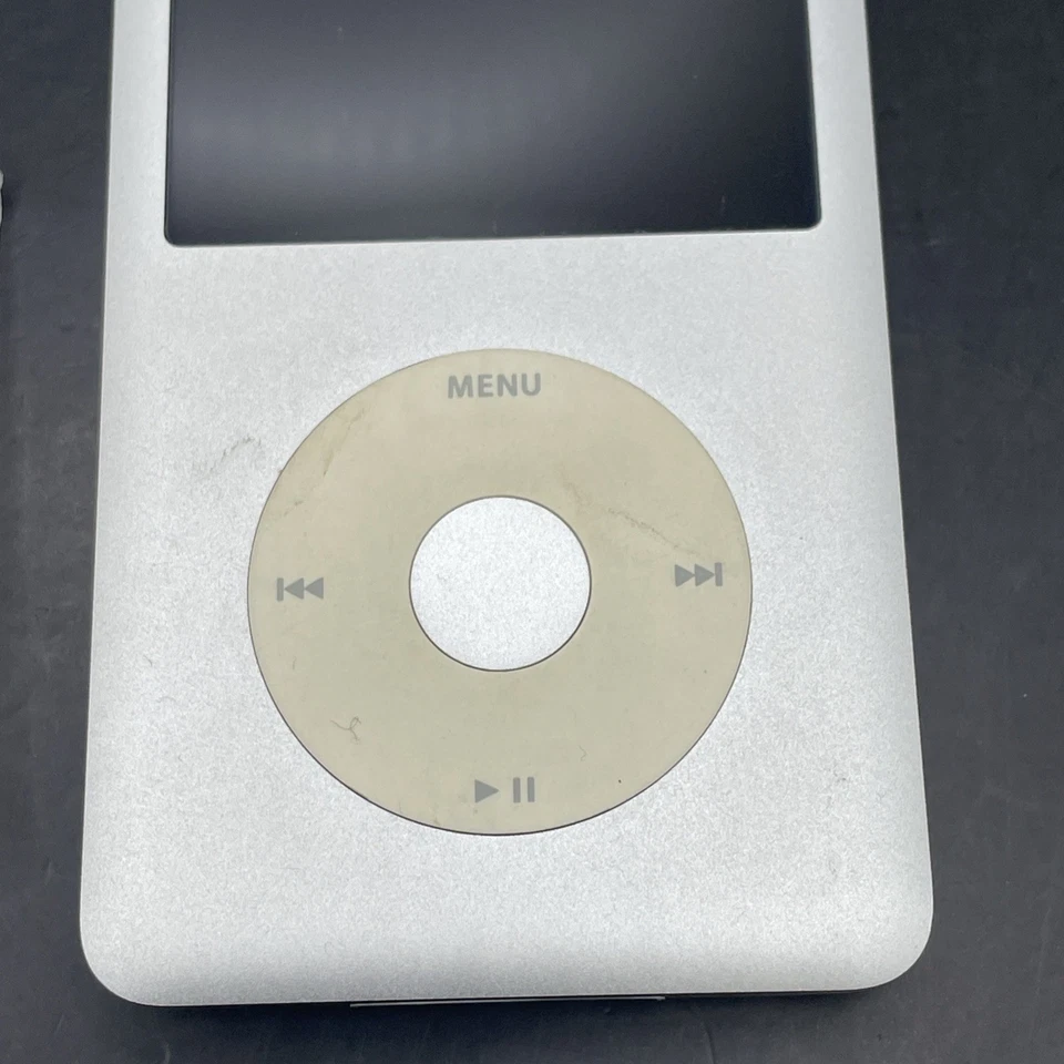 Untested Apple iPod Classic 160GB With Box, Headphones And Charger - Image 4 of 4