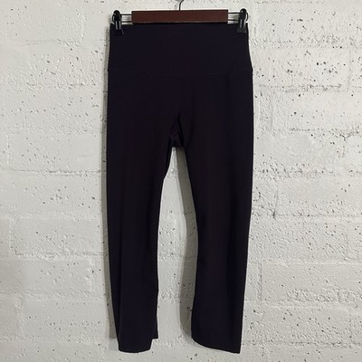 Nude Tech Womens Capri Athletic Leggings M Purple Workout Gym Solid High Waist