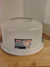  Sterlite 12" Round Plastic Domed Cake Carrier Server With Gray Handle