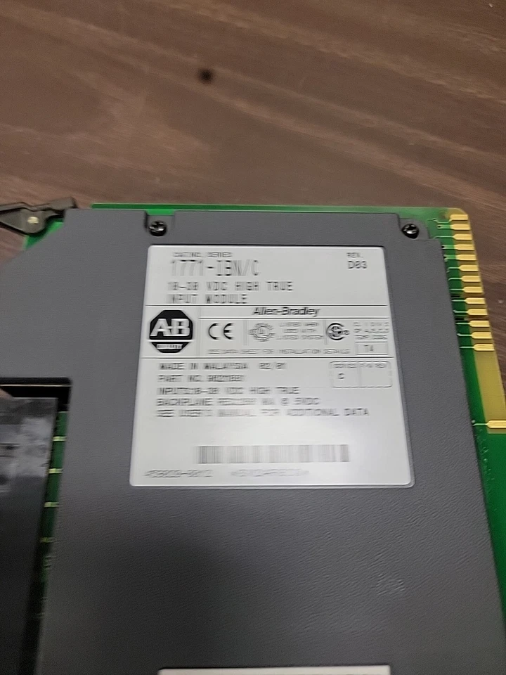 Módulo de entrada Allen Bradley 1771-IBN REV-C DC 10-30 V Foto 2 de 3