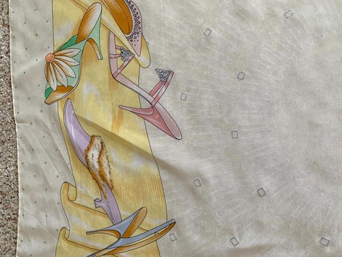 Vintage Moschino Cinderella Shoes Silk scarf Square 34” Larioseta Silk Italy - Picture 11 of 15