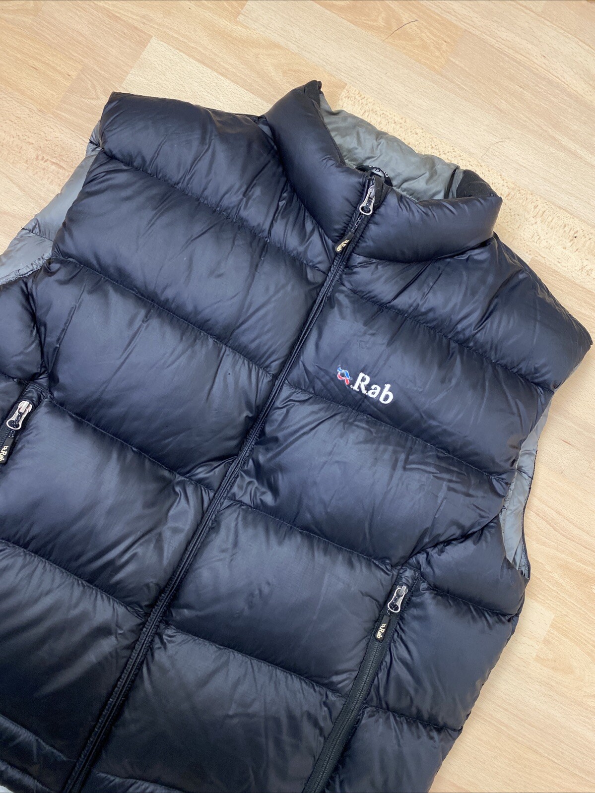 Rab Mens Neutrino Down Zip Puffer Vest Gilet Pertex Quantum Black Size XL image 2