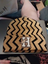 New Harry Potter Hufflepuff Winter Warmth Beanie Hat