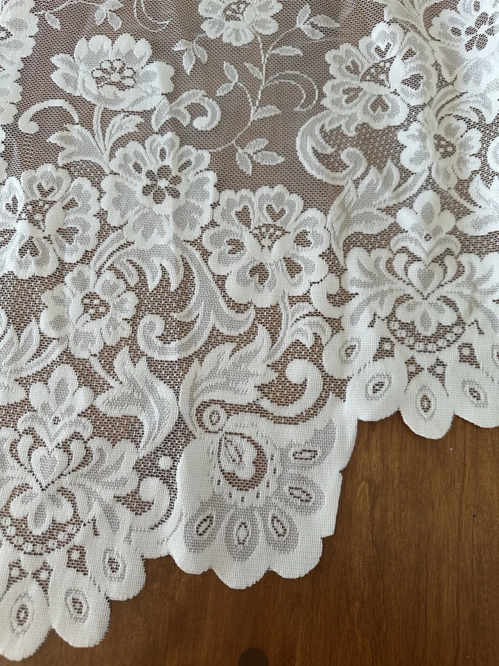 JCPenney Home Collection комплект белых кружевных зубчатых оконных штор 38 дюймов - Изображение 4 из 4