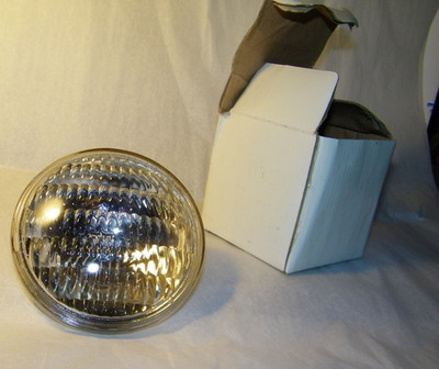 GE Light Bulb GE 4411-1 Sealed Beam Tractor Headlight 12.8v 35W NEW 4.5''