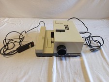Diaprojektor Liesegang M39 Type 314 mit Fernbedienung, mit Video im Angebot