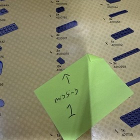 LEGO DC Comics Super Heroes: Darkseid Invasion (76028)  Incomplete