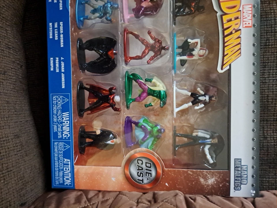 Spider Man Nano Metalfigs 系列 9,压铸 18 件全新密封盒礼品玩具 — 第 3/4 张图片