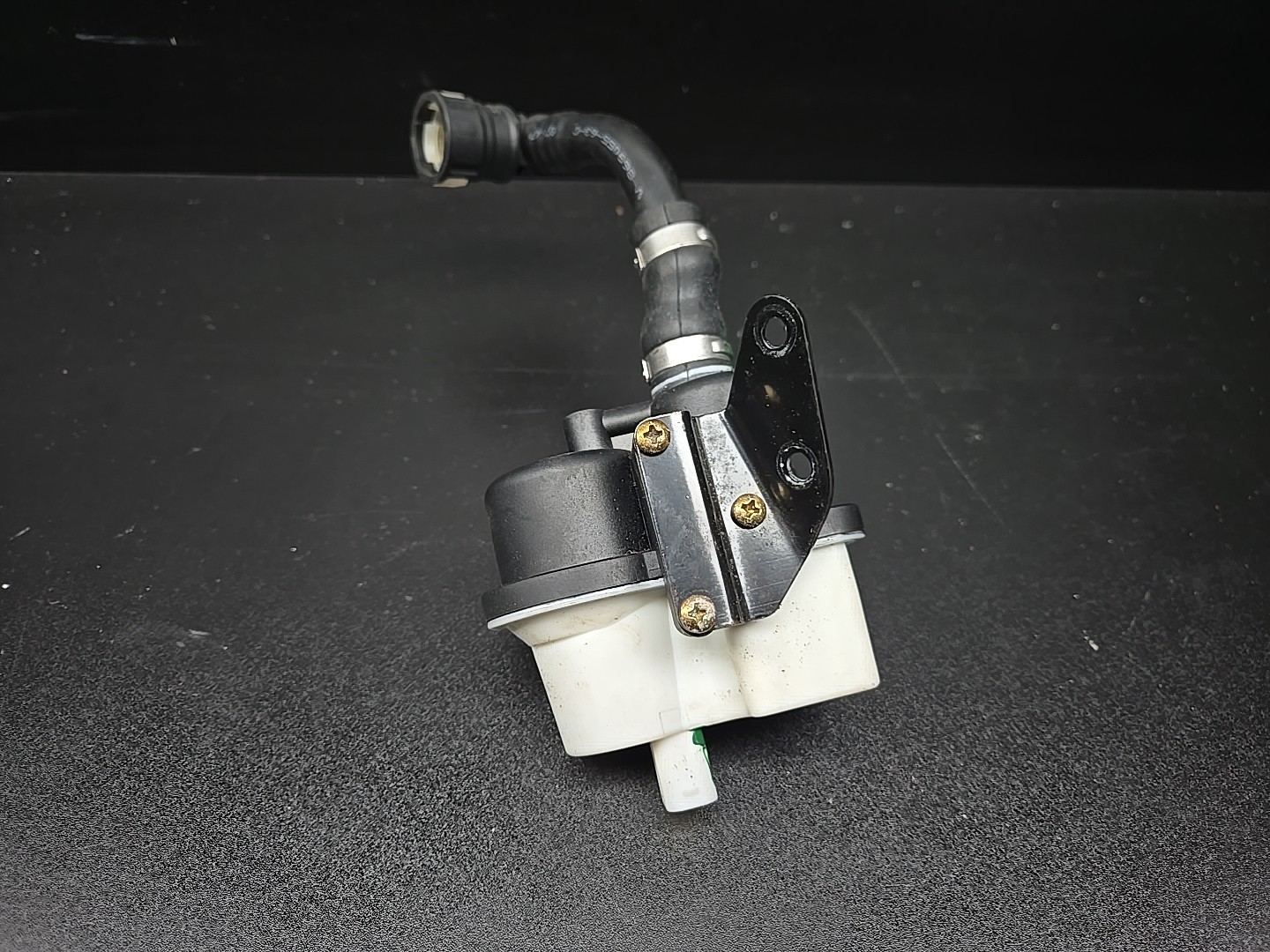 2003 - 2012 Maserati Quattroporte - Leak Detection Pump - Bosch - 0 261 222 010