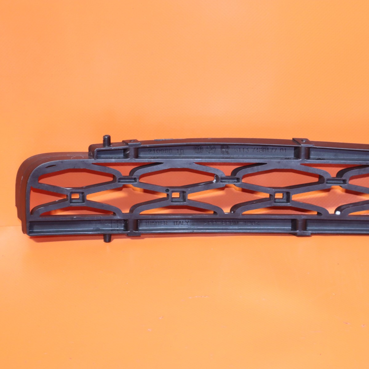 Rolls-Royce Phantom 2024-2026 Front Left Air intake grille P/N 51747486177