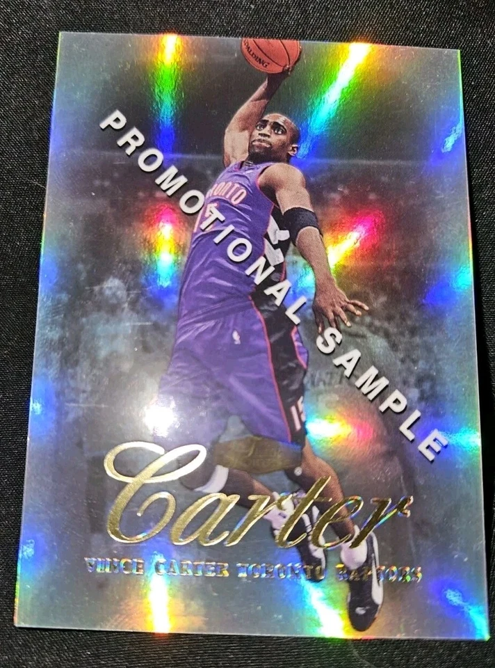 Vince Carter Refractor 2000 Fleer Card #1! Controle remoto em estado perfeito muito raro!! - Imagem 3 de 4
