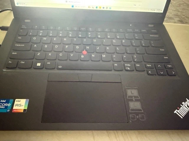 Lenovo ThinkPad T14s Gen 2 14" Touchscreen i7-1185G7 32GB RAM 1TB SSD Windows 11 - Image 4 of 4