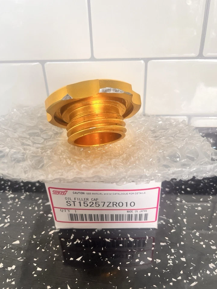 Tapa de aceite original Subaru STi Impreza Legacy Forester Bugeye Blobeye Hawkeye Foto 2 de 2