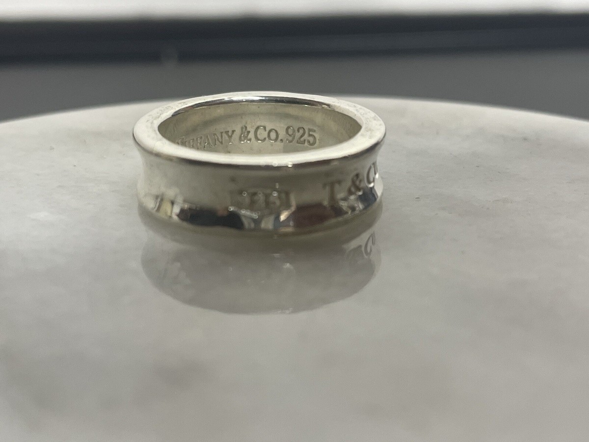 Tiffany & Co. Ring Vintage Classic 1837 Concave Medium Band