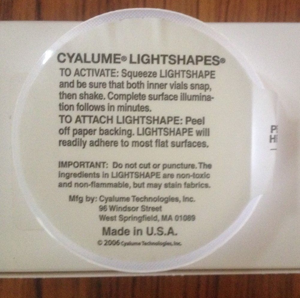 2 x White Round Cyalume Chemlight GlowLight Snaplight Sticks To Most