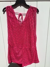 Bongo Swim Coverup Romper Shorts Women’s X-Large Fuchsia Open Crochet