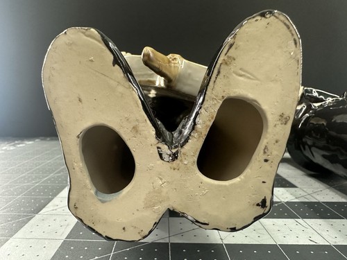 Rara cravatta fiocco rosso firmata musicisti in ceramica che suonano violoncello e flauto in tute nere - Foto 17 di 17