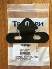 Triumph, T2707224 Reflector mount bracket , Tiger 1200 Trophy 1215