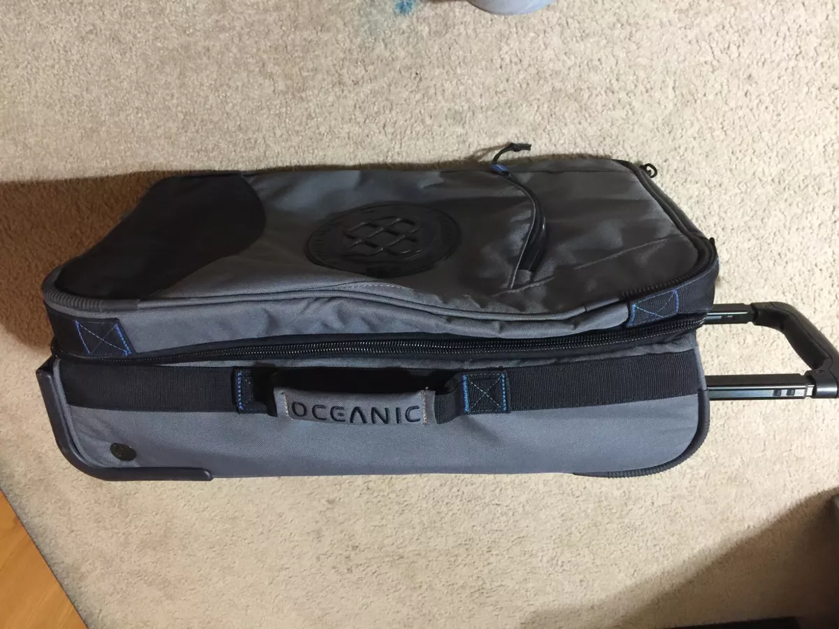 Oceanic wheeled courier bag hotsell