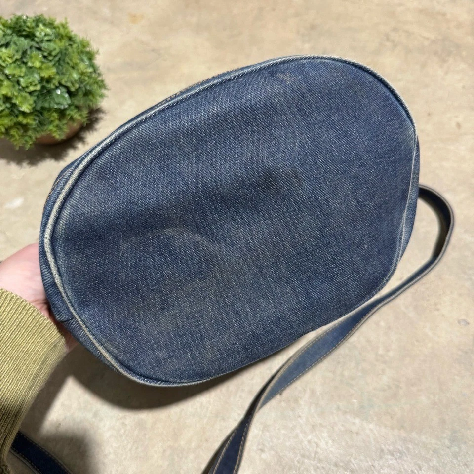 Tommy Hilfiger Denim Jean Drawstring Bucket Bag Purse Y2K 90s Vtg Preppy Neutral - Image 3 of 4