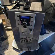 DeLonghi Perfecta Cappuccino ESAM 5500 Super Automatic Espresso Machine