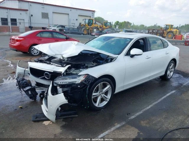 Bomba de combustible usada se adapta a: conjunto de bomba Volvo S90 2018 grado A Foto 3 de 4