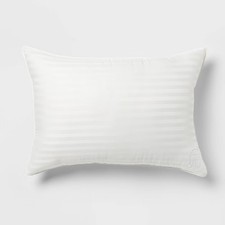 Threshold Standard / Queen Firm Pillow Hypoallergenic - Hotel Collection