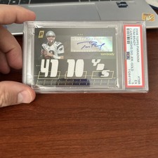 TOM BRADY PSA 2006 TOPPS PARADIGM TRIPLE JERSEY GOLD AUTO 16/25 Very Low POP