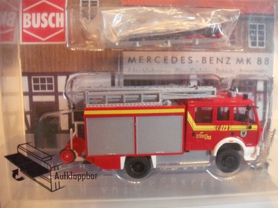 Busch 43854 MB 1222 MK 88 m. 2 Geräteräumen LF16/17 FW Dortmund mit OVP 1:87 HO