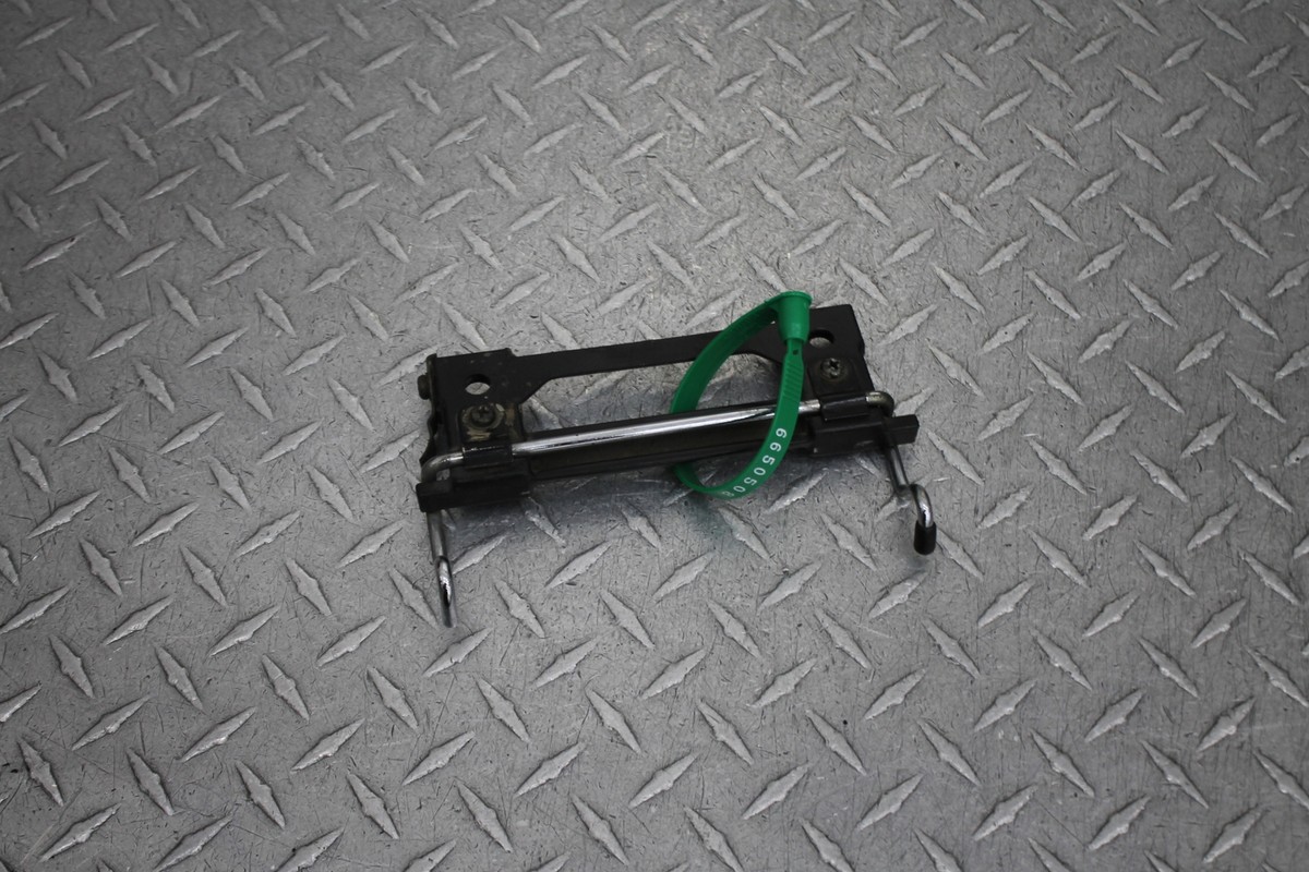 1986 KAWASAKI NINJA 600R ZX600A FRAME GRIPS | eBay
