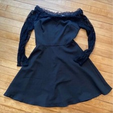 Hayden black lace dress M