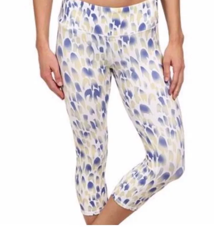alo-yoga cropped hight-rise airbrush fitted athletic gym tennis leggings