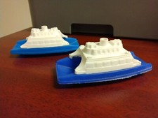 Vintage Plastic Bathtub Floating Toy Boats, Made In The USA