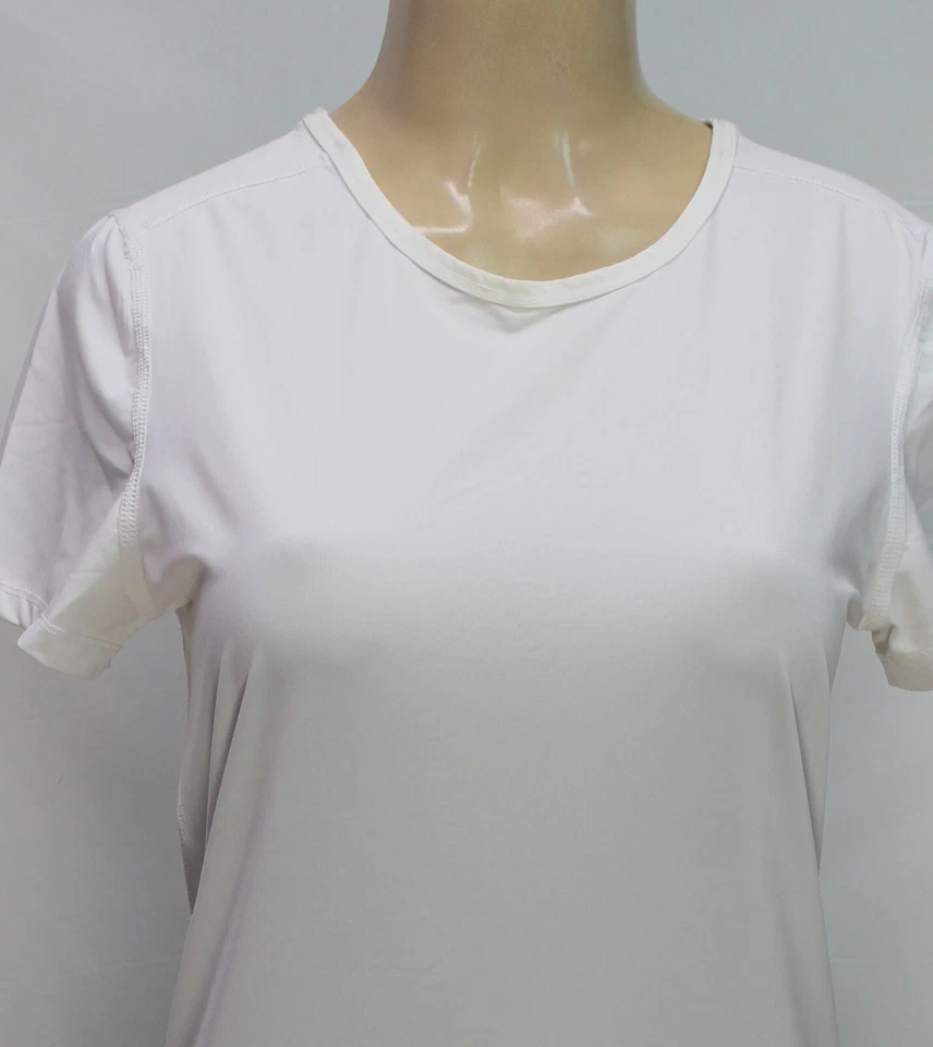 Camiseta Feminina Danskin Now Manga Curta Elástica Branca Tamanho P - Imagem 3 de 4