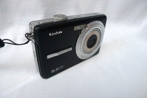 Kodak EasyShare M863 Black Digicam 8.2MP Digital Camera Boxed