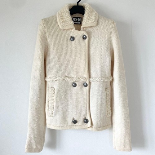 CHANEL 08A Wool CC Logo Button Knit Jacket Pea Coat Size 36 Ivory Made in Italy