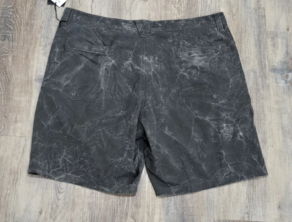NWT Volcom Special & Unique Stone Faded Hybrid 19 Mens Size 36 Shorts NEW - Image 3 of 4