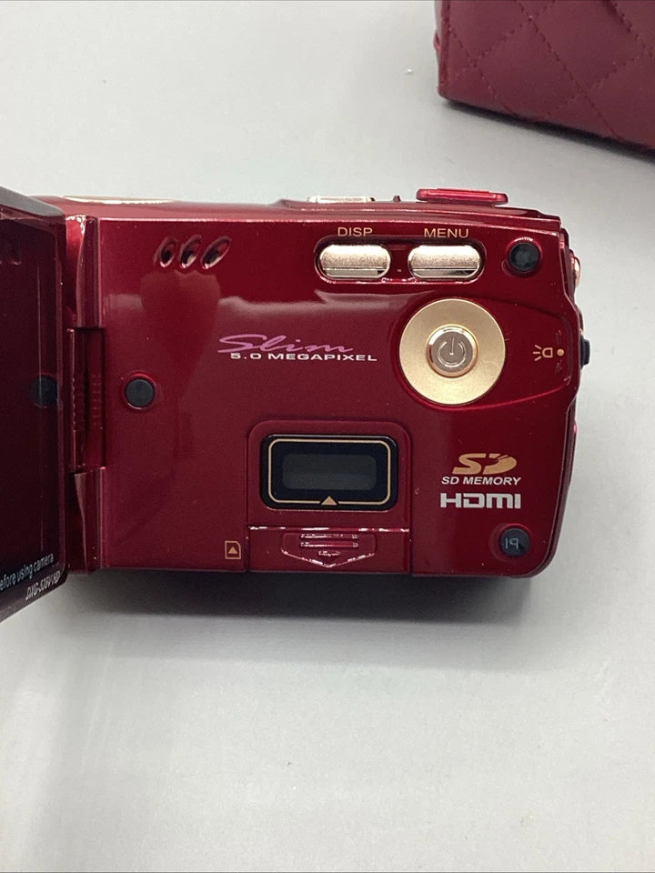 NOS DXG 535v HD 5MP Red Camcorder W/Protective Case - Image 3 of 4