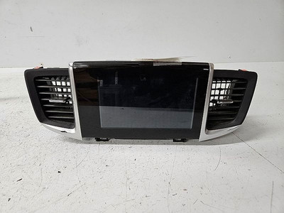 2016-2018 Honda Pilot GPS Navigation Display Screen 8.0'' Dash Mounted OEM