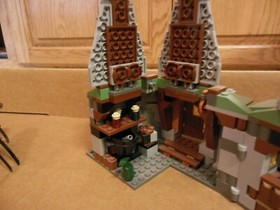 LEGO Harry Potter Hagrid's Hut (4738), built, complete with manual and box