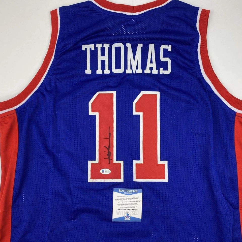Camiseta de basquete azul Detroit autografada/assinada ISIAH THOMAS Beckett BAS CERTIFICADO DE AUTENTICIDADE - Imagem 2 de 4