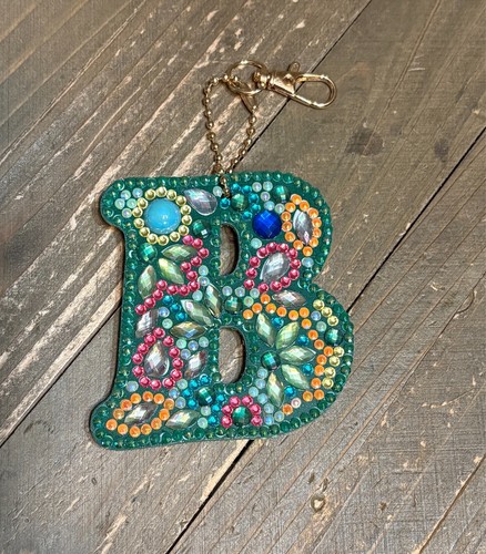 Diamond ART Letters of the Alphabet Key chain or Ornaments - Picture 22 of 38