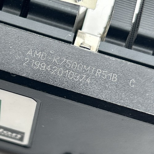 AMD-K7500MTR51B 500MHz/512KB/200MHz Slot A Card Argon CPU Processor K7 - Photo 4/11