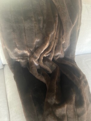 Donna Salyers Fabulous Furs Faux Fur Dark Brown Sable Throw Blanket (60x60)