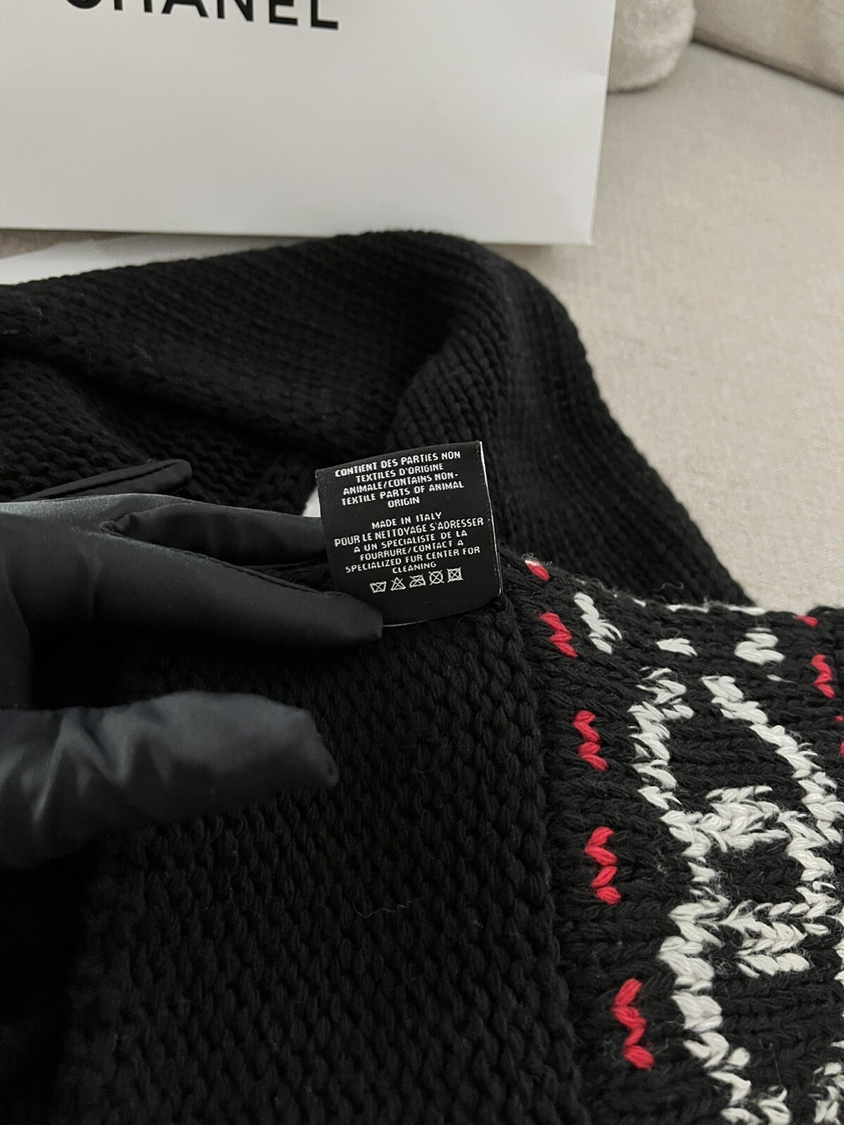 Auth Rare Chanel CC  Logo Black Wool Knit Scarf/ Muffler - New image 8