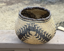 Antique N California Pit River Basket Bowl Foot Centipede Design Native American