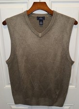 Dockers Mens Soft Acrylic Sleeveless V Neck Taupe Argyle Sweater Vest Medium