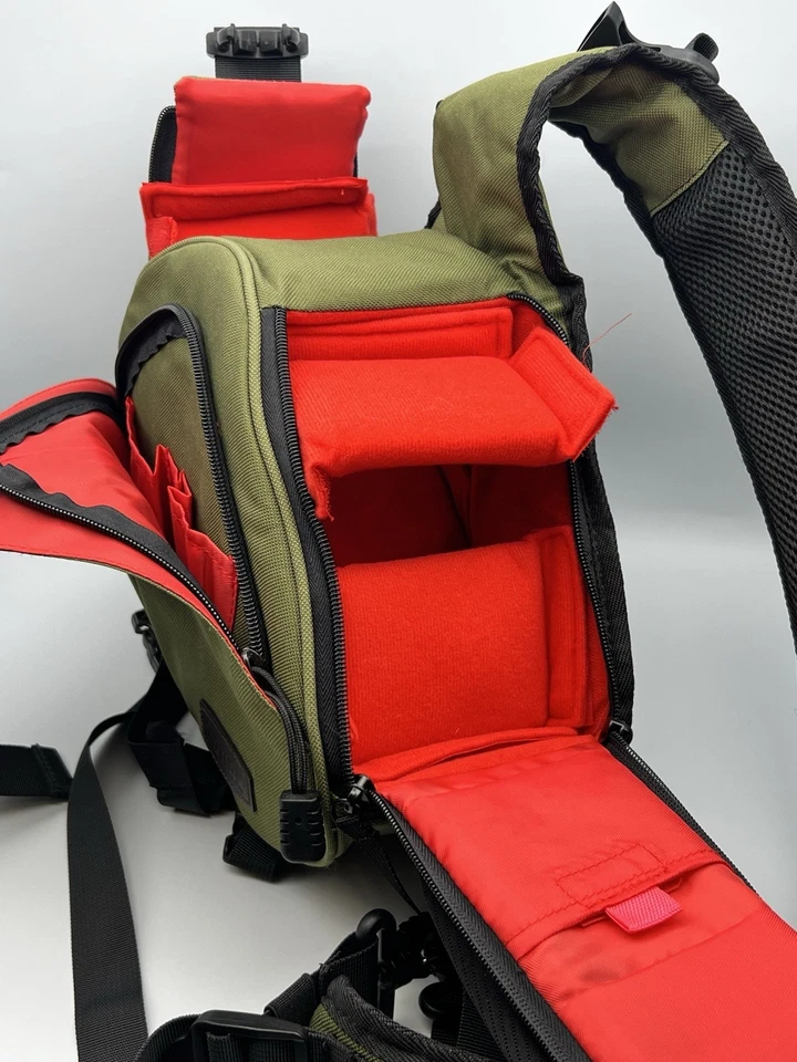 CADEN Verde Bandolera Bolsa para Cámara Mochila Estuche para Cámara Impermeable Usado en Excelente Condición Foto 3 de 4